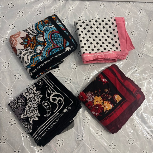 Bundle of Boho Stylish Trending bandanas with various prints. - Picture 2 of 16